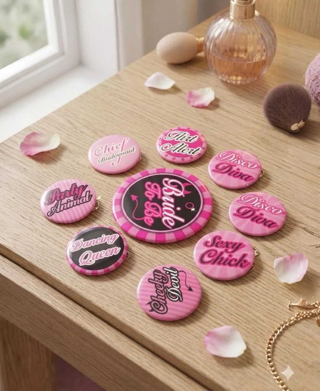Bride To Be Girls Night Out Rozet Seti