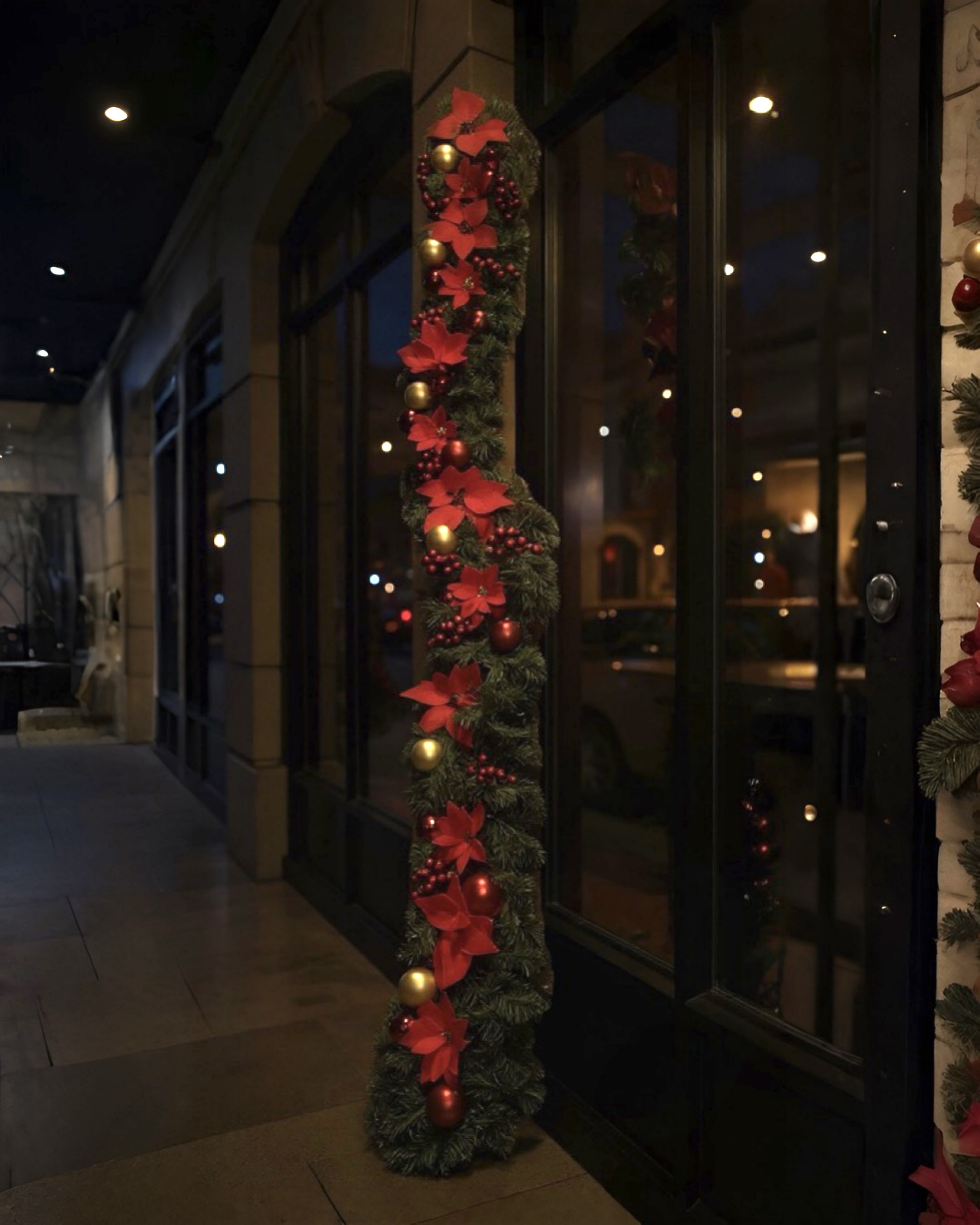 Yılbaşı Hazır Süslenmiş Kırmızı Garland Dekor 230 CM