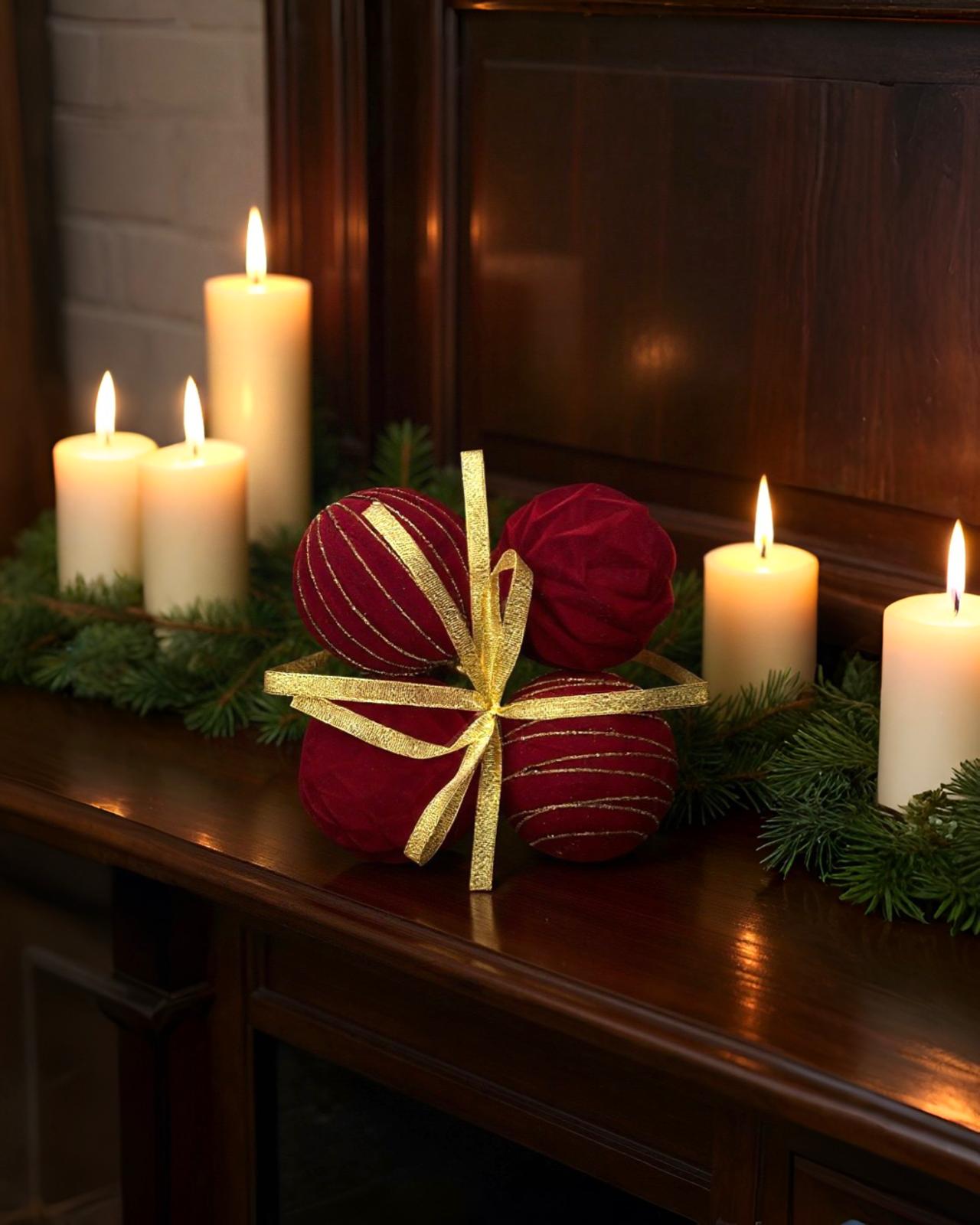 Yılbaşı Ağacı Kadife Desenli SüsTop 4 lü 10 CM