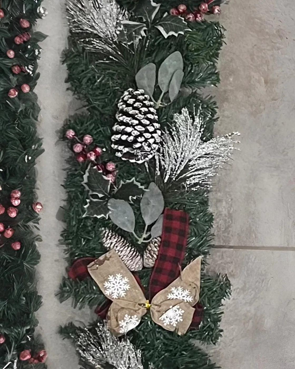 Yeşil Karlı Garland Dekor Süs Hazır Süslenmiş 230*25 CM
