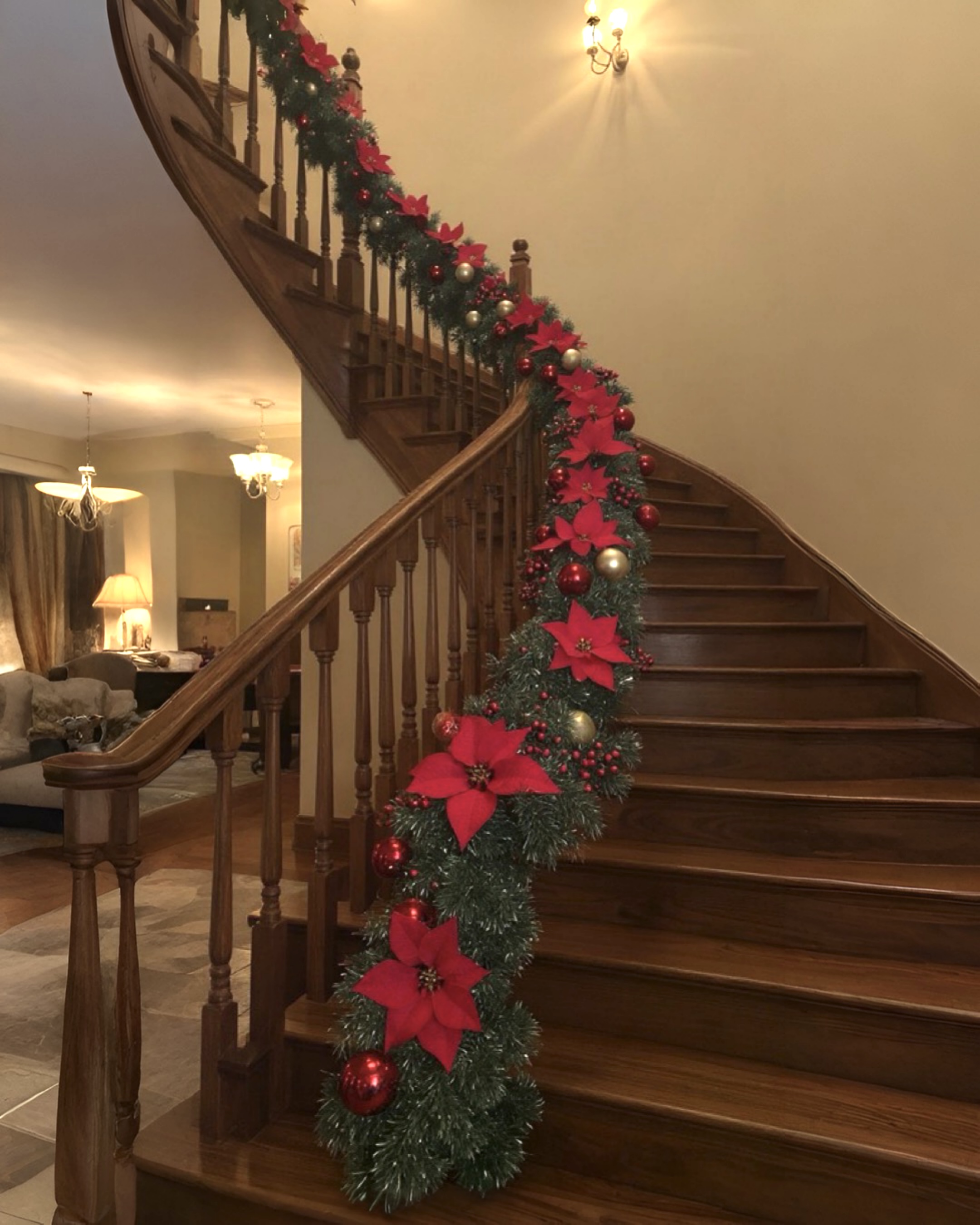 Yılbaşı Hazır Süslenmiş Kırmızı Garland Dekor 230 CM