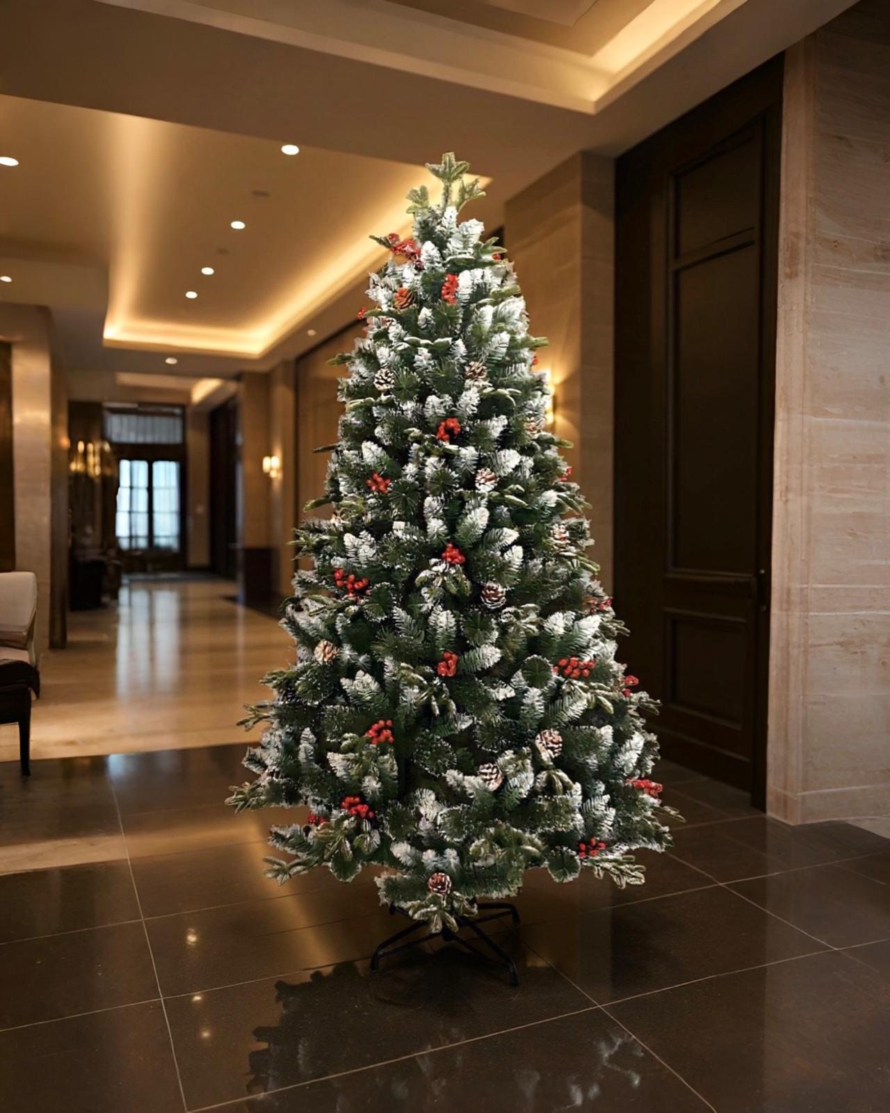 240 CM yılbaşı ağacı kendinden karlı Kokaina ve kozalaklı