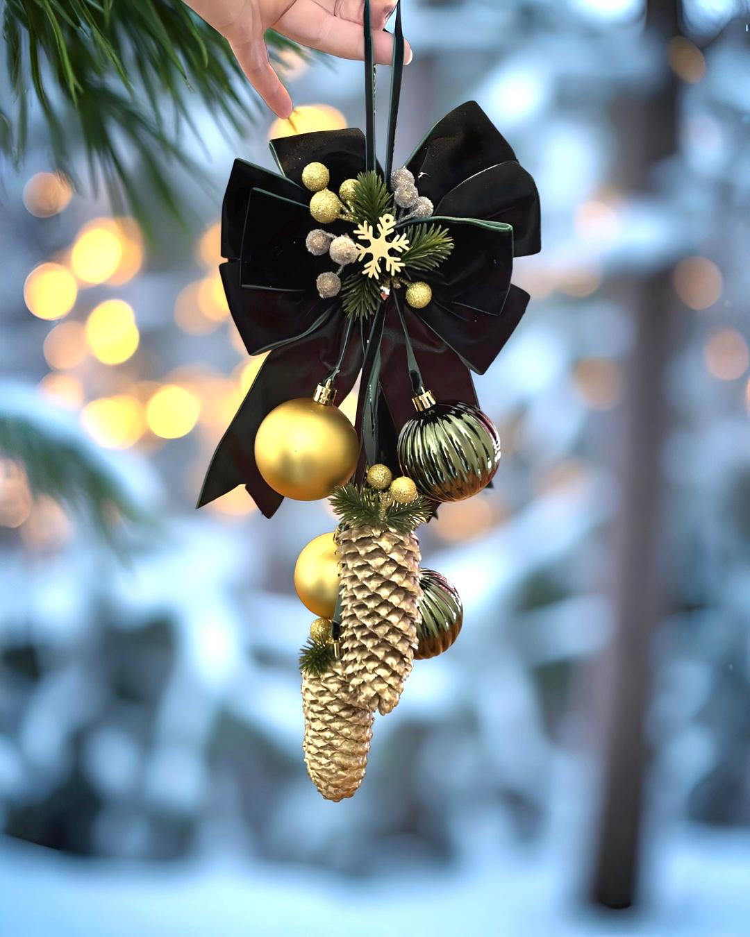 Yılbaşı Yeşil Renk Fiyonk Asma Süs