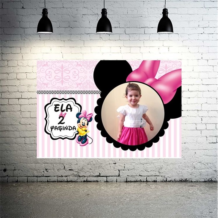 Minnie Mouse Temalı Pembe Kişiye Özel Afiş