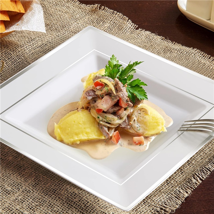 Plastik Porselen Görünümlü Kare Şeffaf Tabak