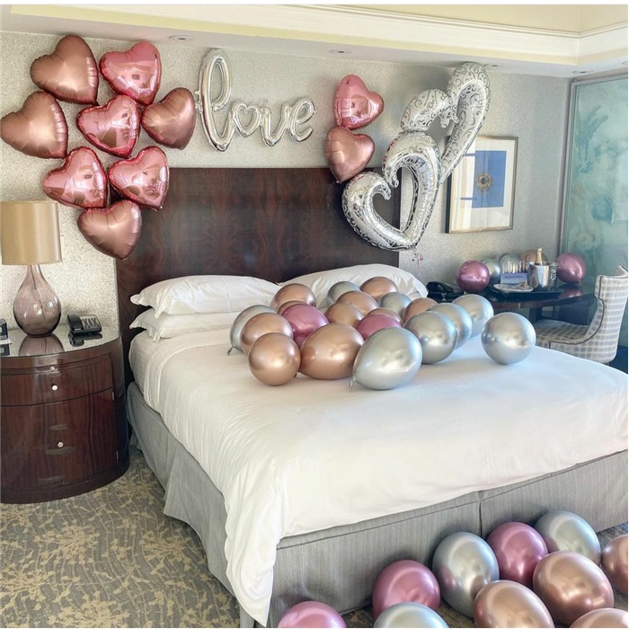 Yatak Odası Balonlar İle Süsleme