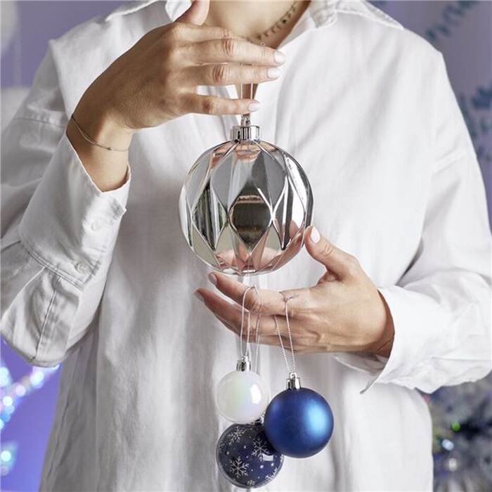 Yılbaşı Dekor 20 cm  Gümüş Top Süsü