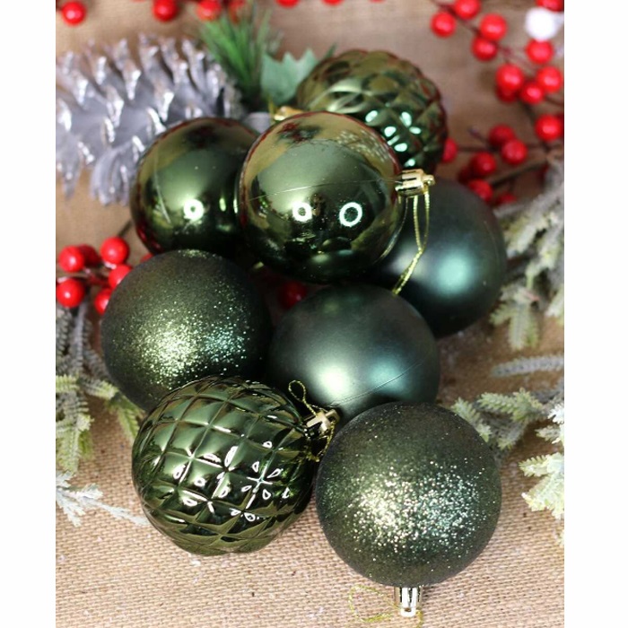 Yılbaşı Ağacı Koyu Yeşil Renkli Top Süs 8 CM