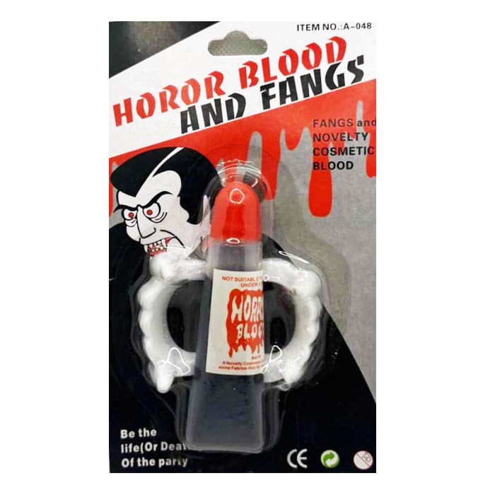 Cadılar Bayramı Kan Ve Vampir Diş