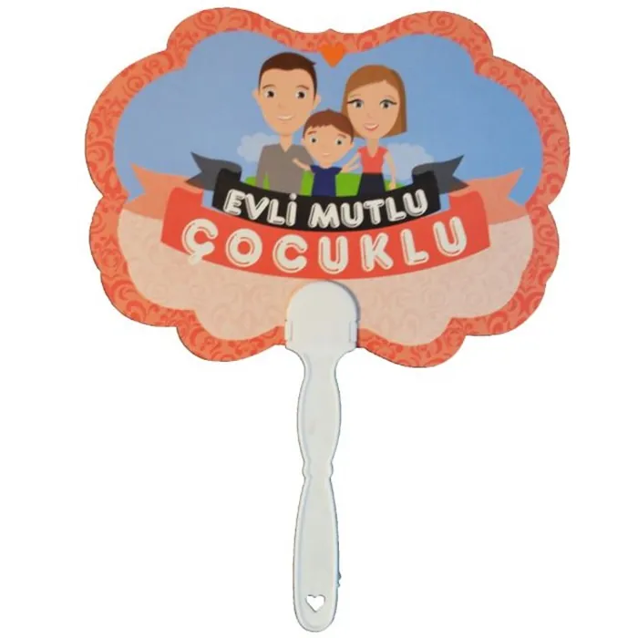 Evli Mutlu Çocuklu Yazılı Konuşma Balonları
