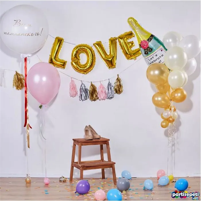 Gazlı Uçan Balon