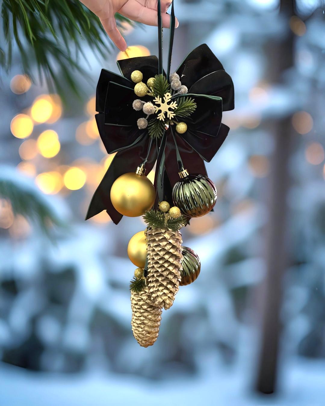 Yılbaşı Yeşil Renk Fiyonk Asma Süs