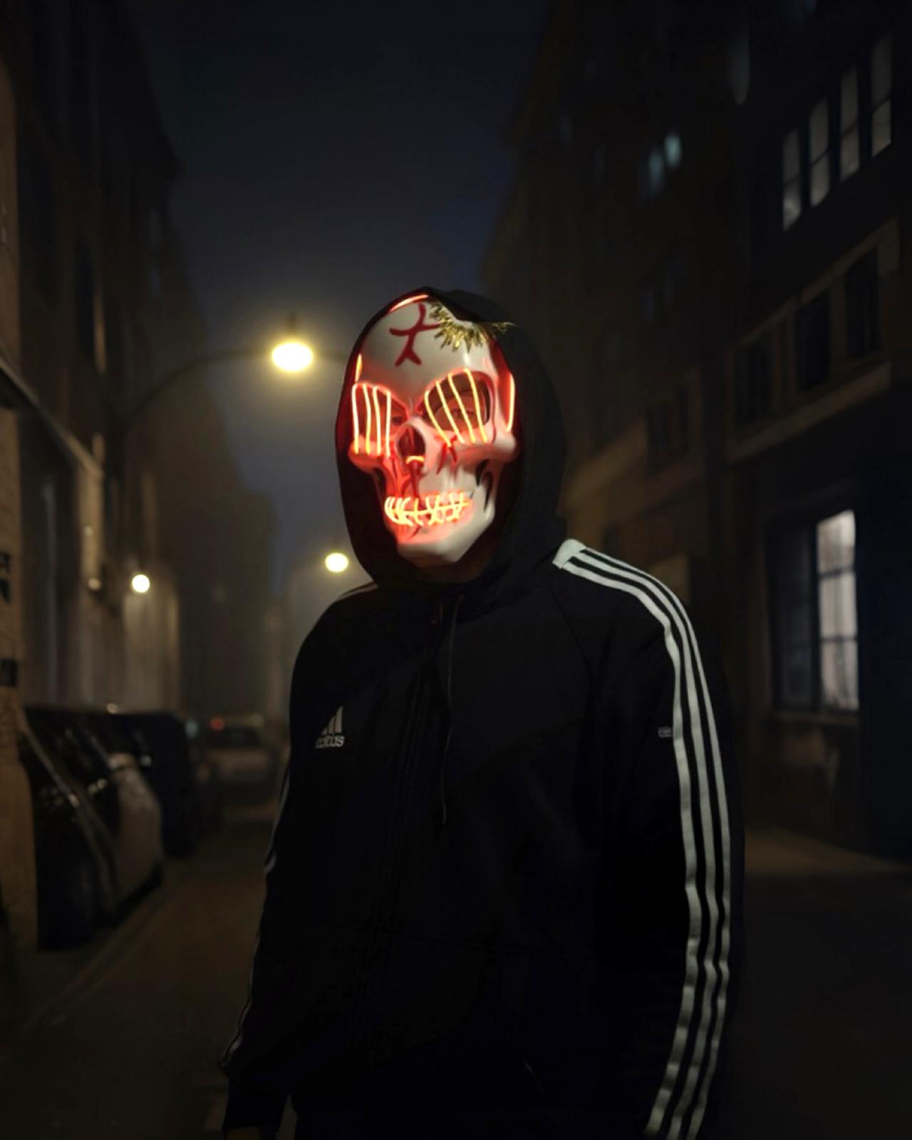 Kırmızı Renkli Neon Maske