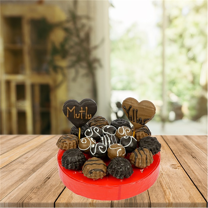 Kakaolu Mutlu Yıllar Doğum Günü Aranjman Kek