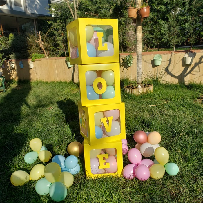 Love Yazılı Şeffaf Kutu Sarı