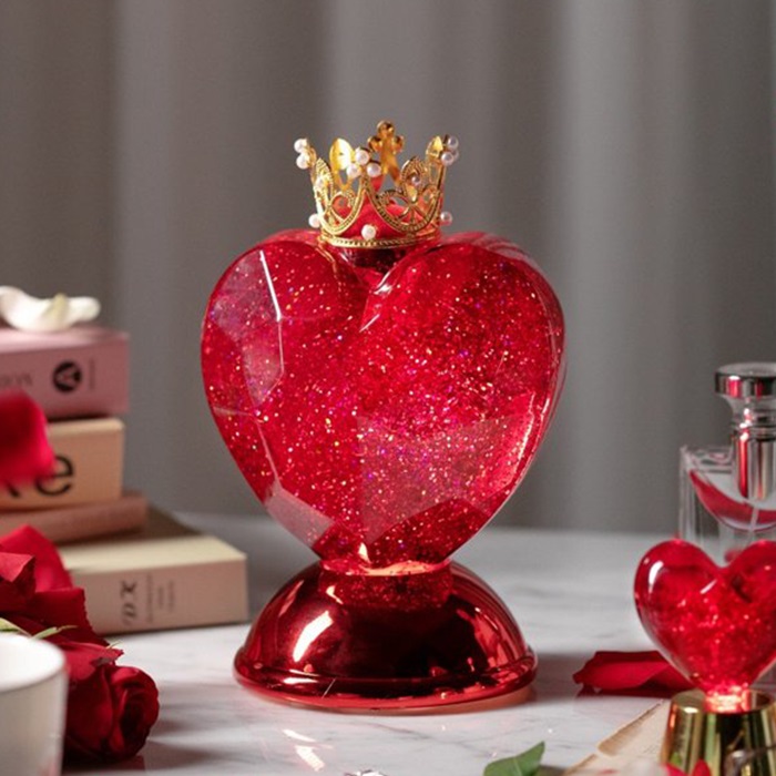 Kristal Küre Kalp Şeklinde Parıltılı Led Gece Lambası