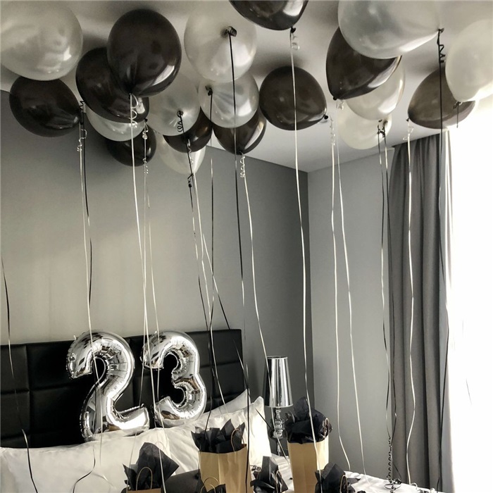 Balonlarla Sürpriz Oda Süsleme