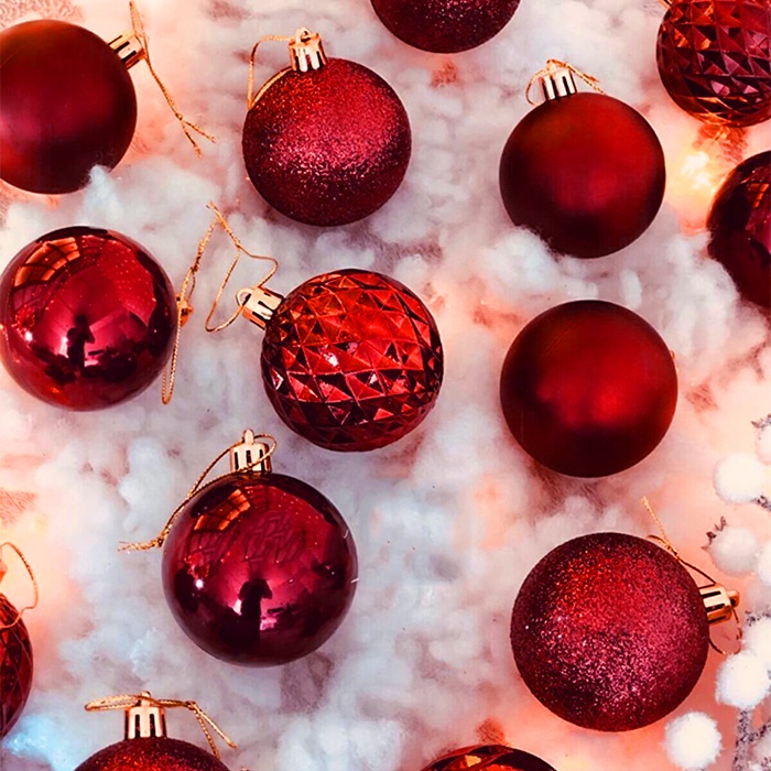 Yılbaşı Ağacı Kırmızı 8 CM Top Süs 8 LI