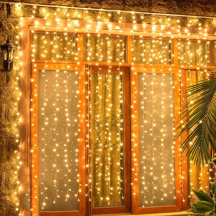 Yılbaşı Akan Perde  Led Işık 2 X 2 